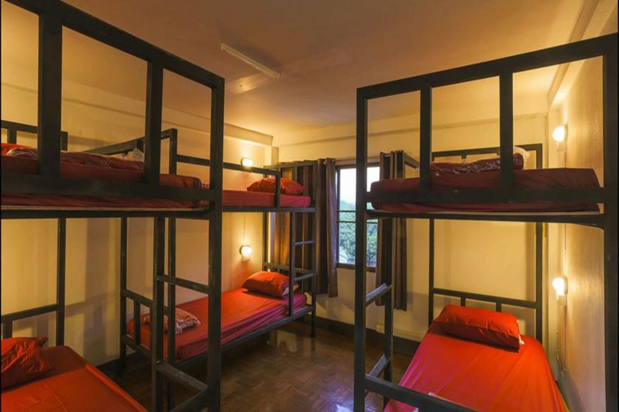 Cham Cha Hostel Chiang Mai Exterior foto